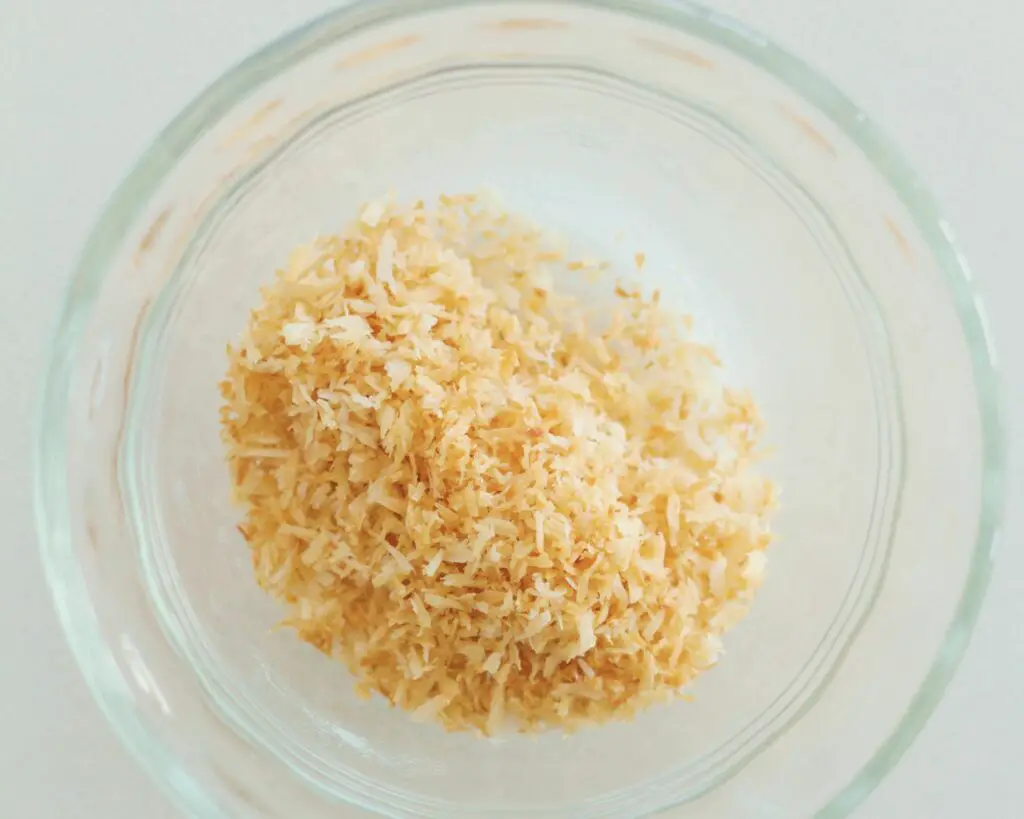 toasted shredded coconut