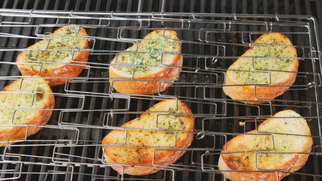 cooking garlic bread on the grill
