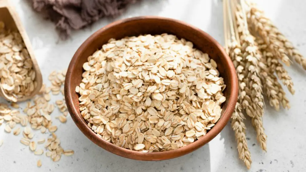 a bowl of rolled oats