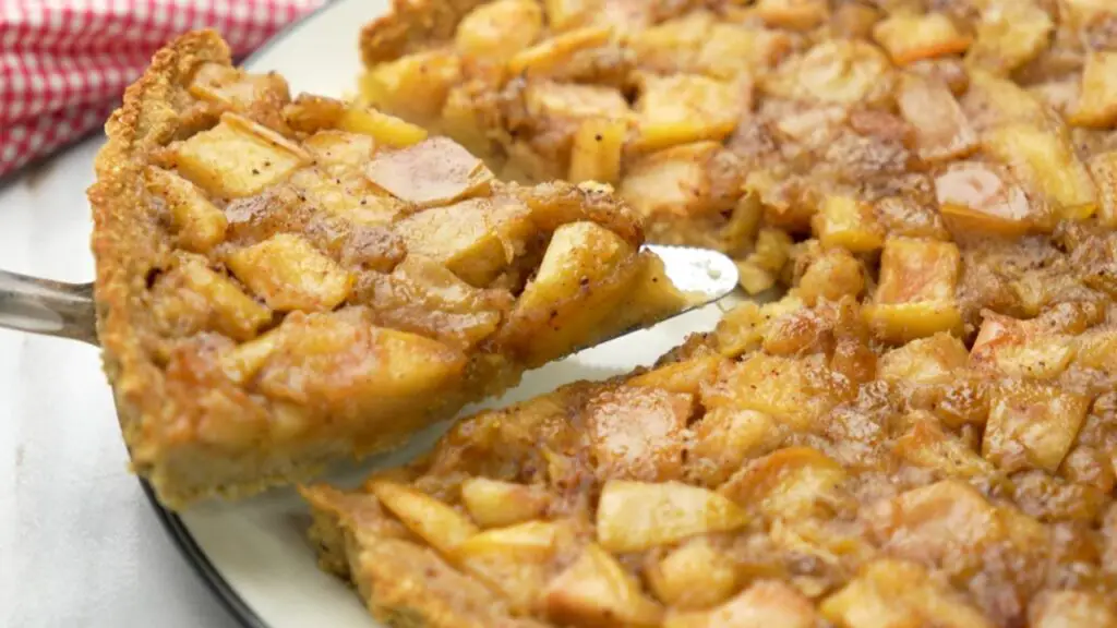healthy apple pie with oats