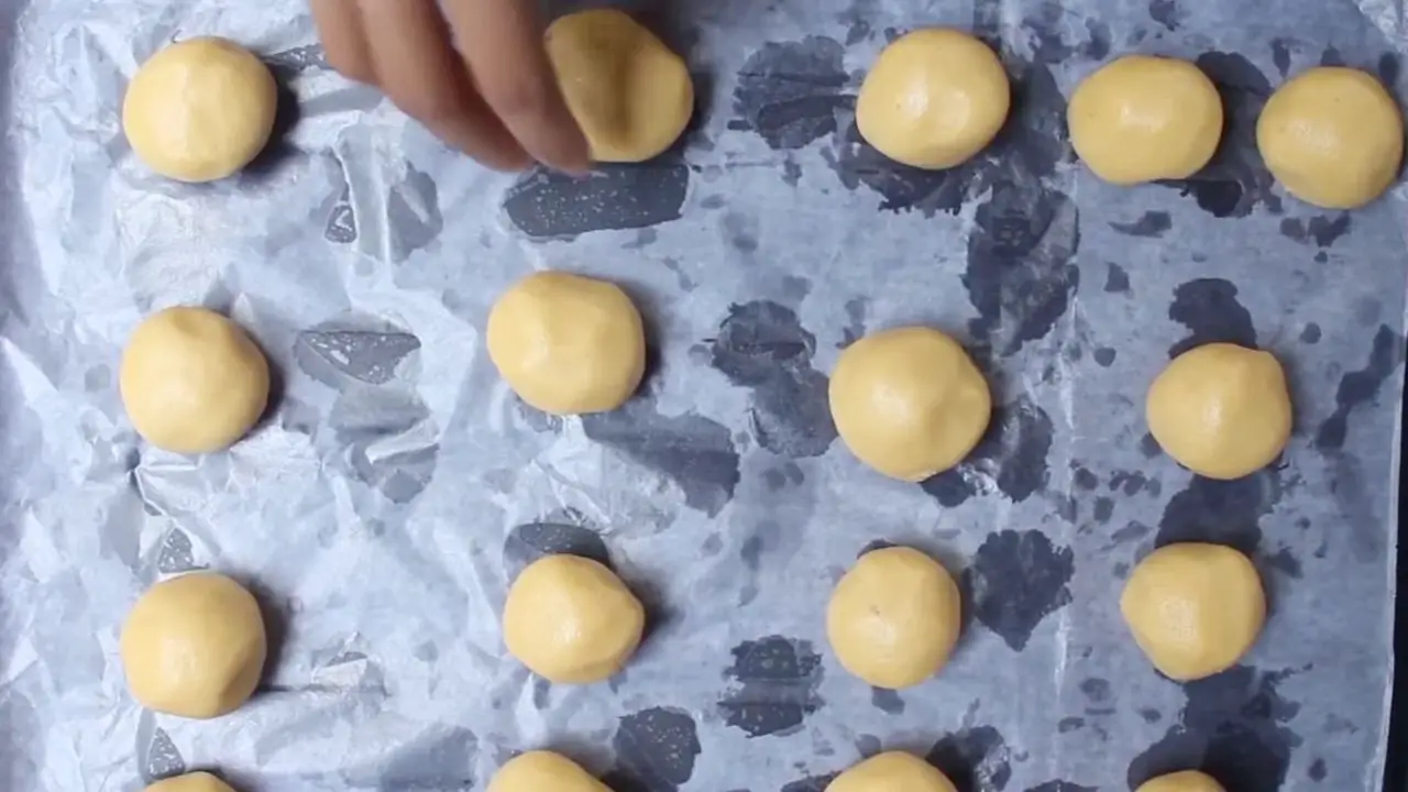 These Buttery Nankhatai Cookies Will Disappear In Seconds!