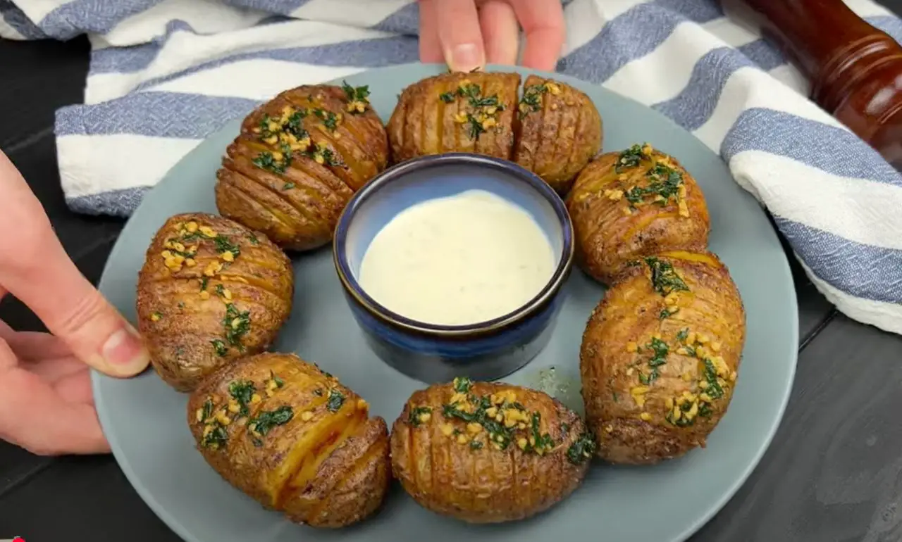 Hasselback Potatoes in Air Fryer