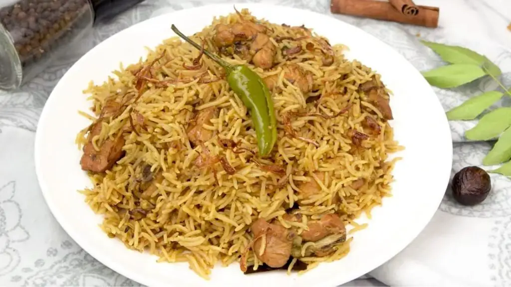 Masalaydar Chicken Pulao