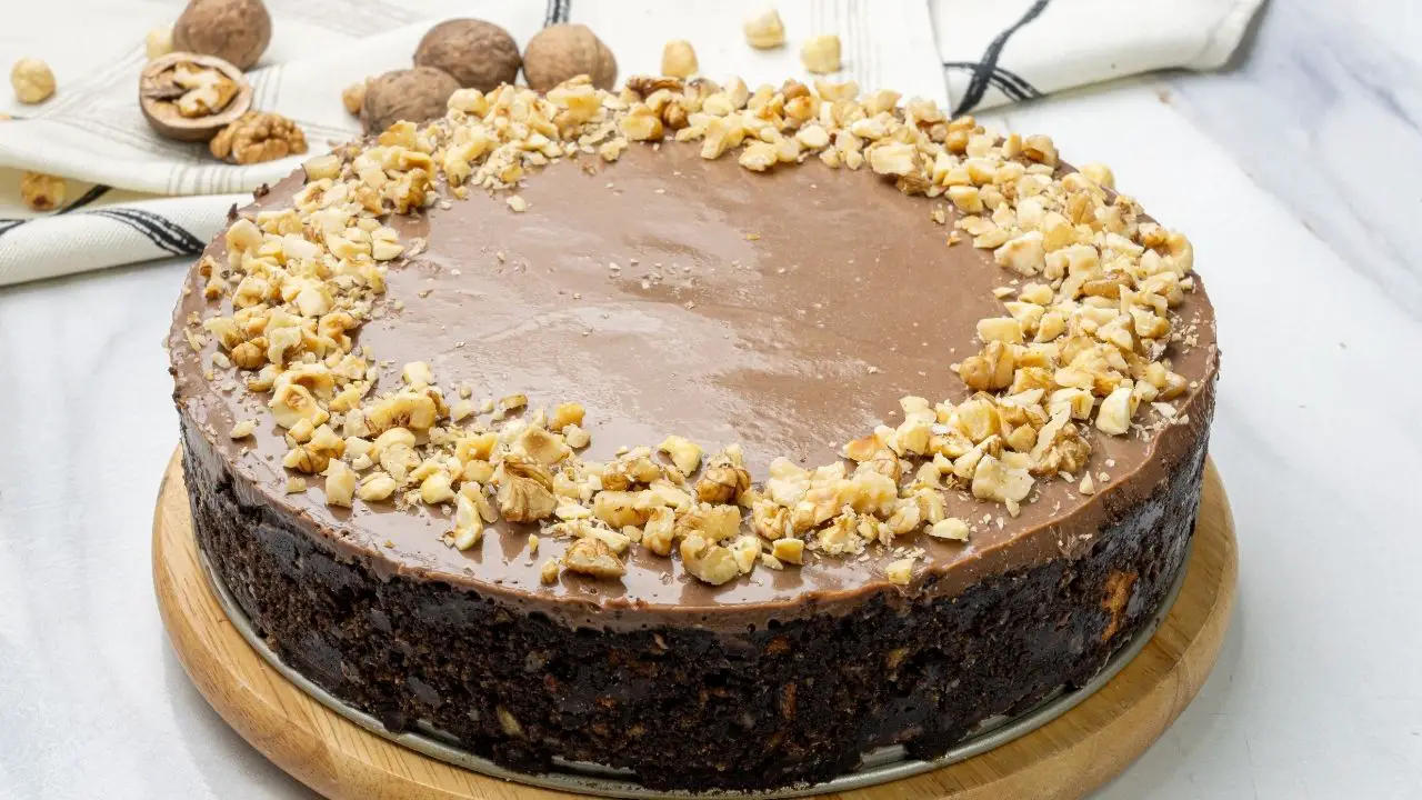 No-Bake Chocolate Biscuit Cake Recipe