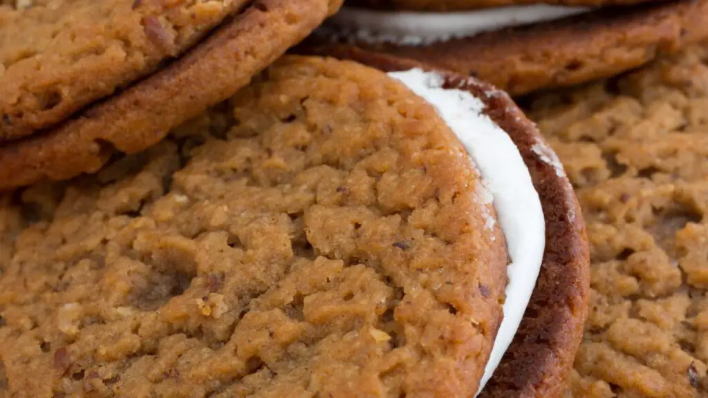 oatmeal cookie cream pies