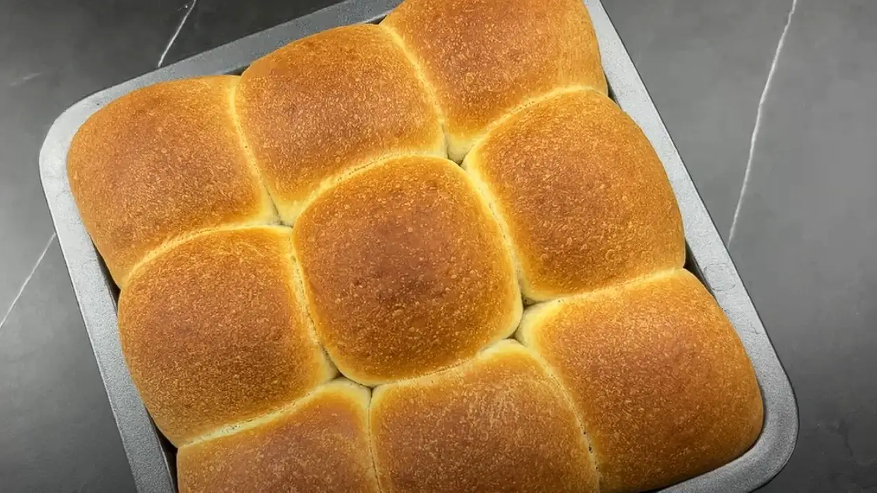 big dinner rolls after baking