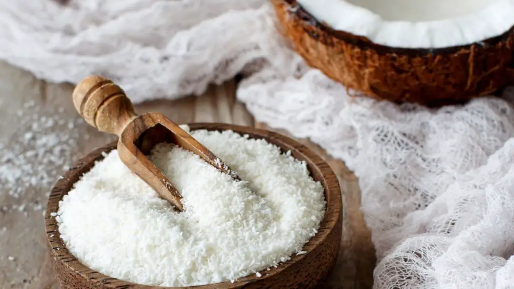 making a low carb Coconut Flour Crust