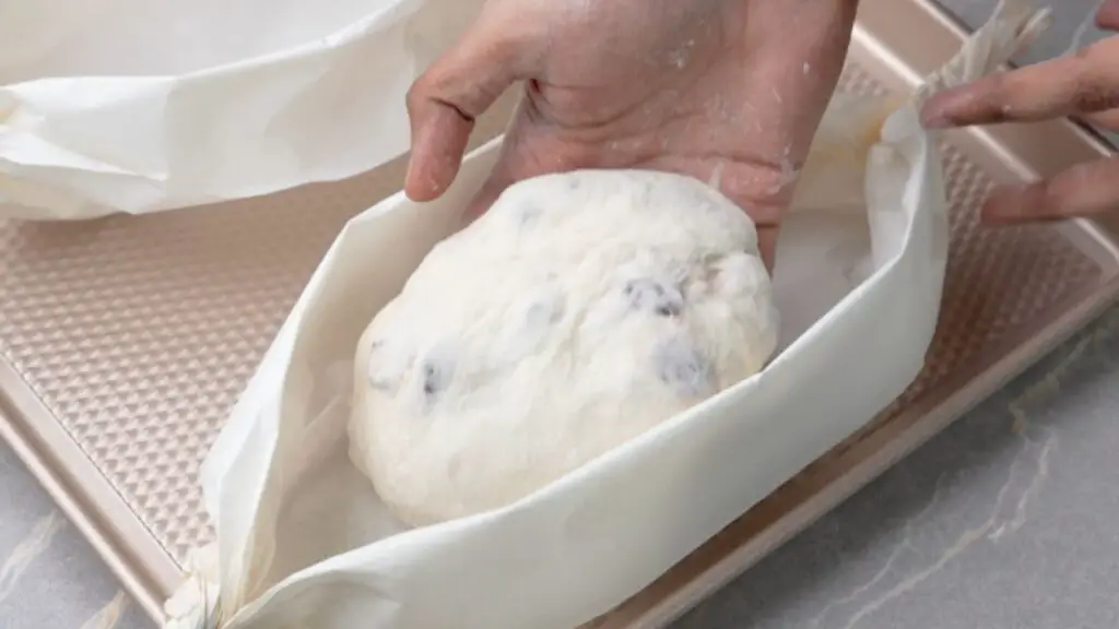 making cranberry walnut bread