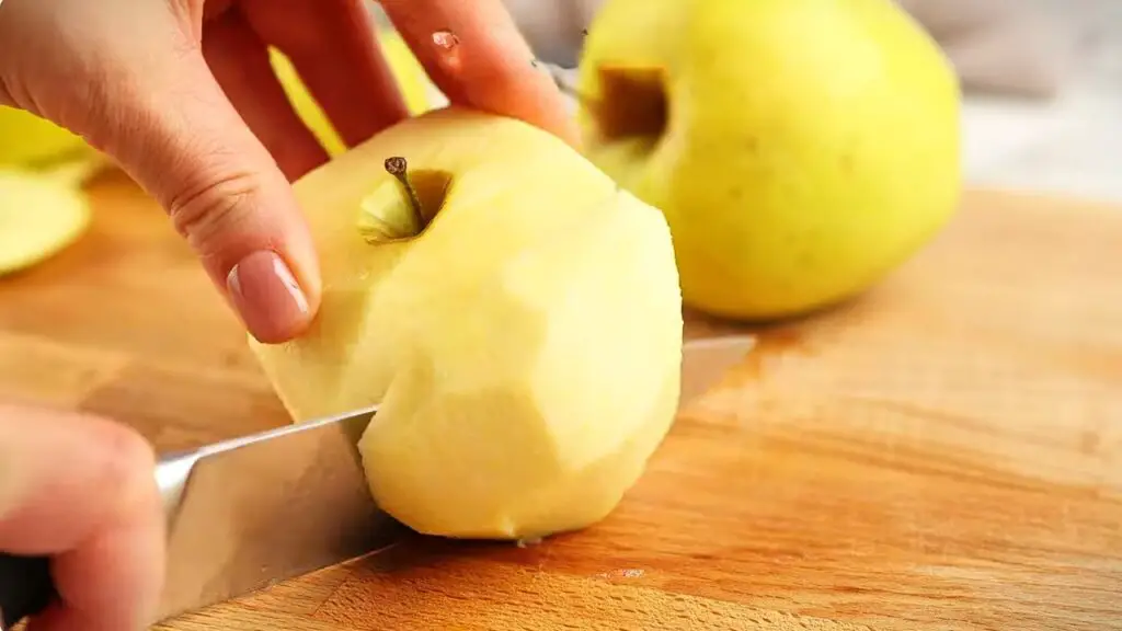 slicing of fresh apple