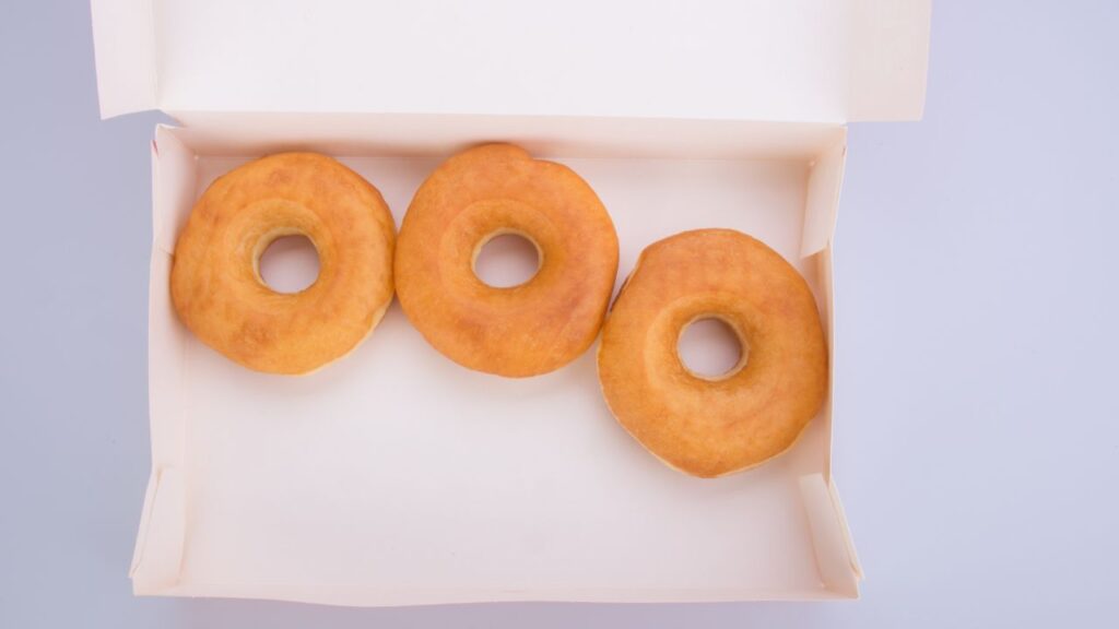 keeping donuts fresh