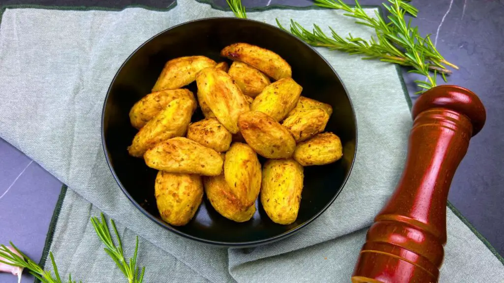 air fryer roasted potatoes