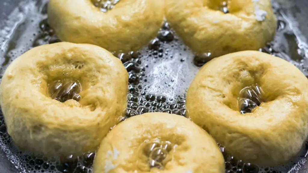 deep frying donuts