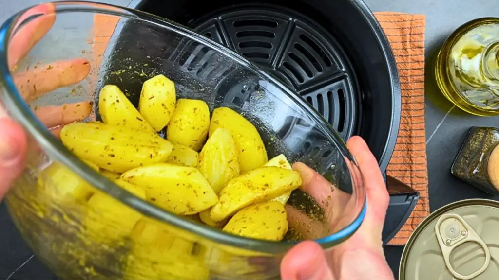 how to make canned potatoes crispy in air fryer