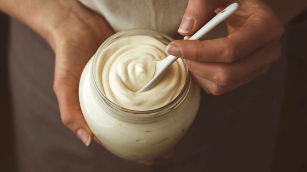 jar of vegan mayonnaise