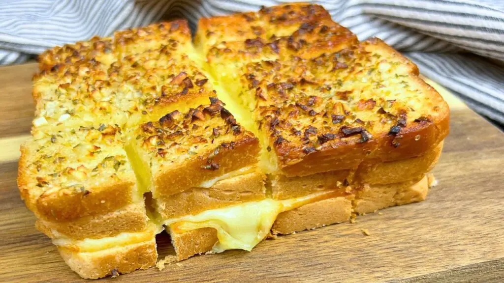 air fryer garlic bread with cheese and sliced bread