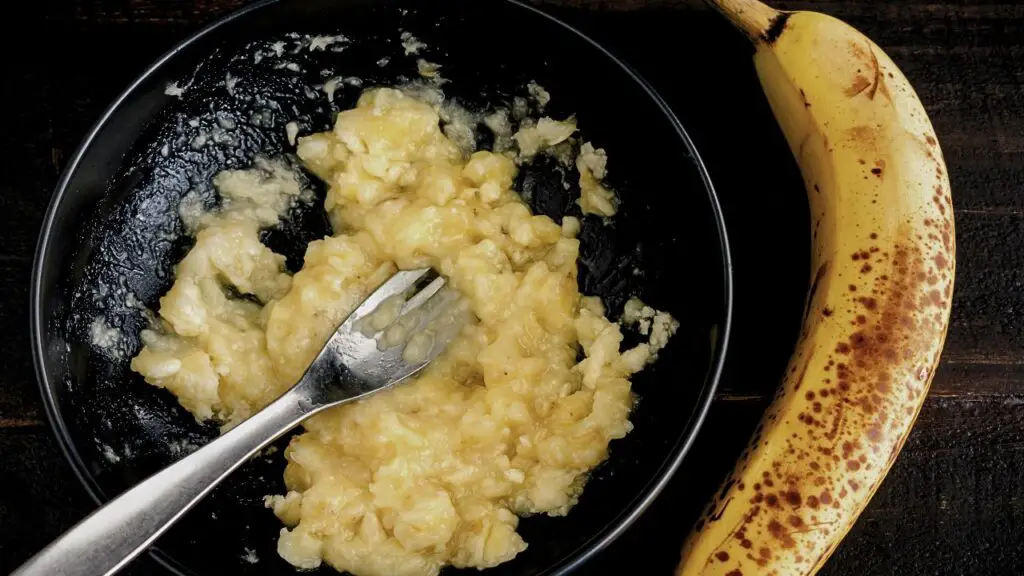 mashing of banana