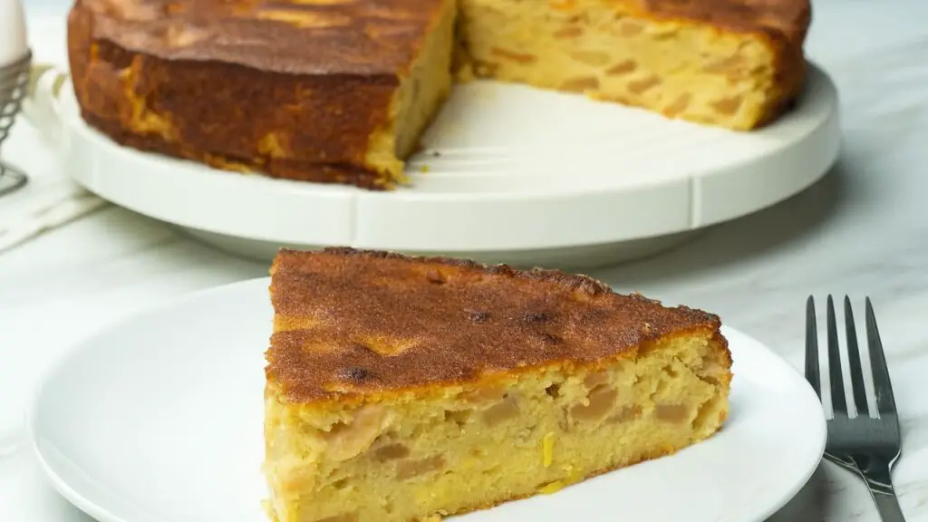 the best apple cake ever
