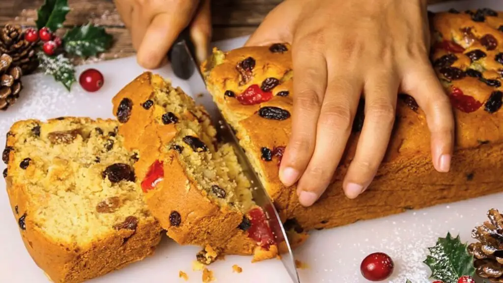 Moist Christmas loaf cake