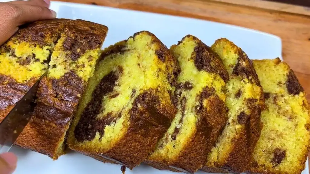cooling and slicing the marble cake