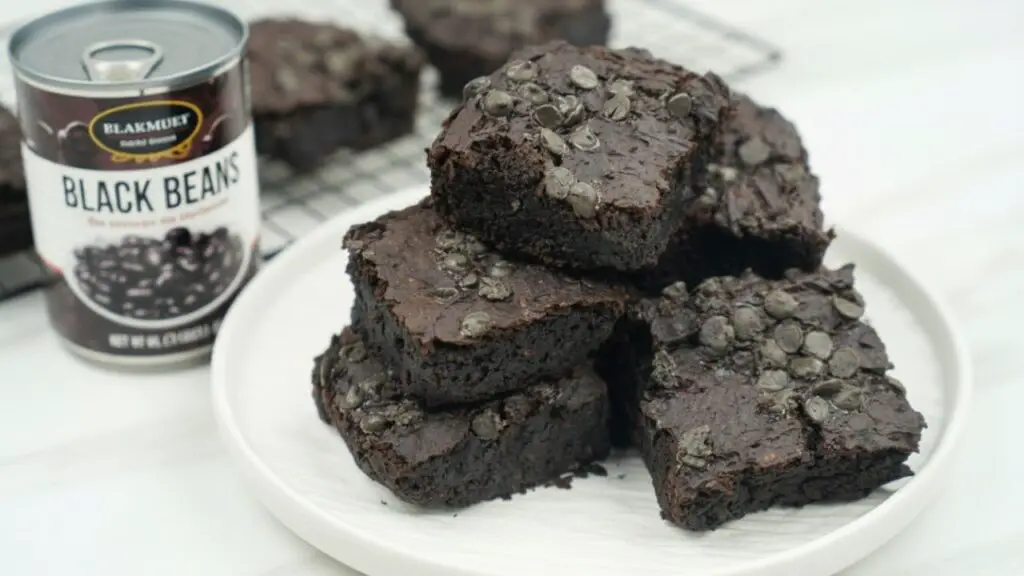 healthy fudgy black bean brownies