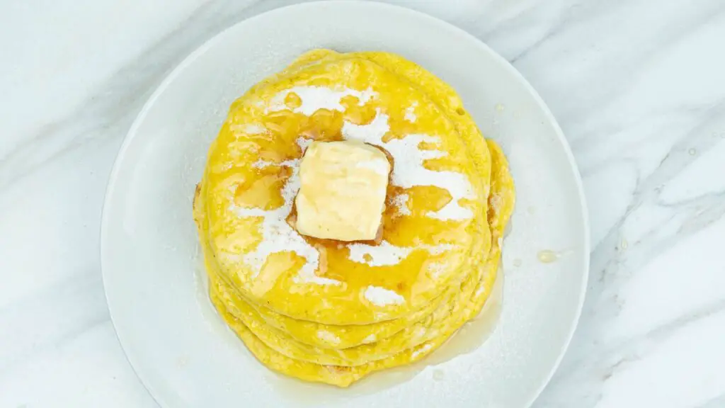 how to serve high-protein low-carb pancakes