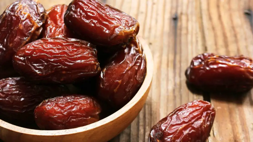 dates in bowl