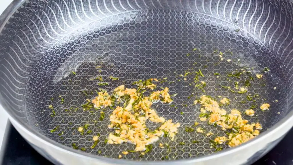 Garlic and rosemary oil for air fryer roast potatoes.