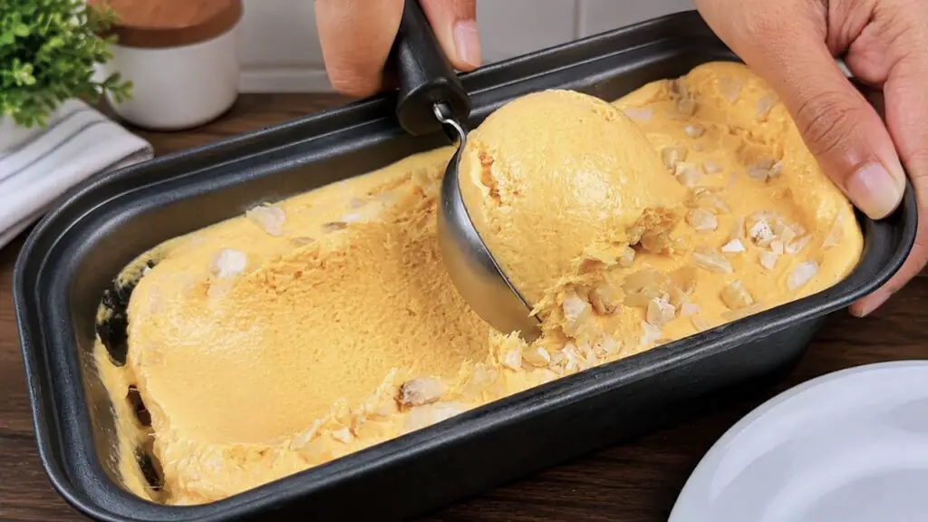 eggless mango ice cream