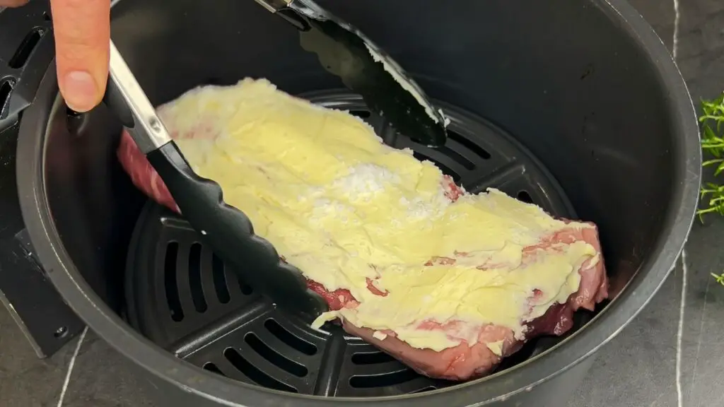 how long to cook steak in air fryer well done