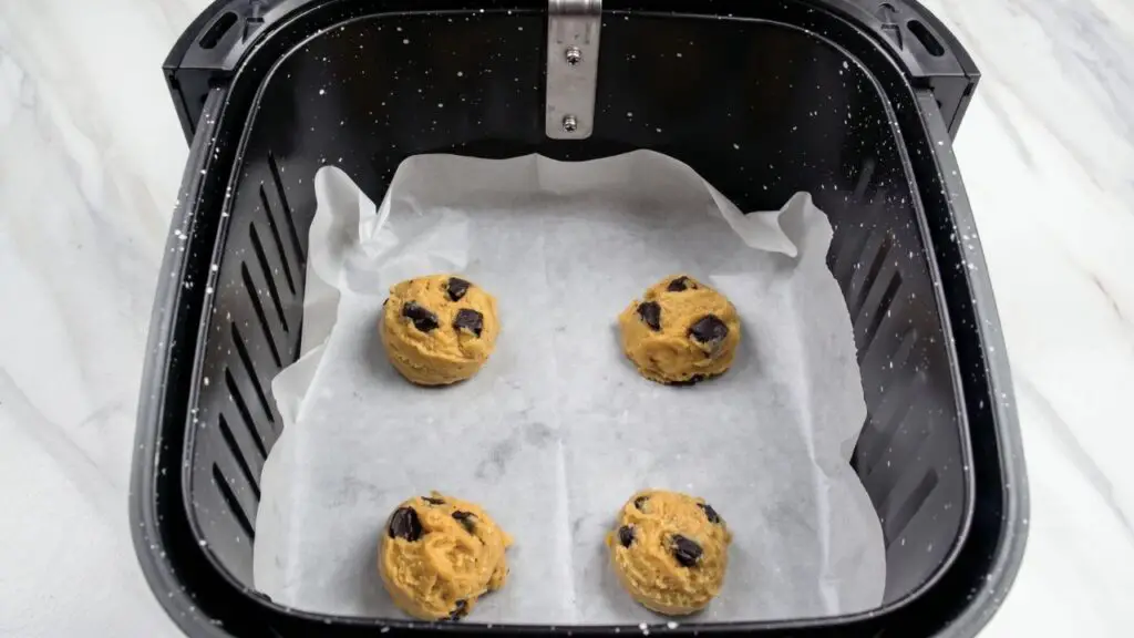 can you make cookies in the air fryer