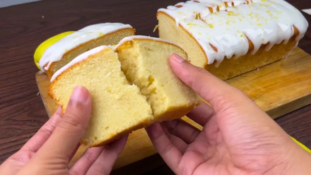 easy lemon loaf cake texture 