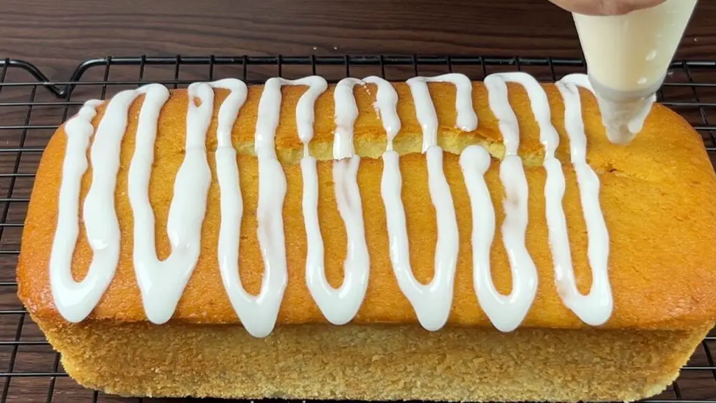 frosting loaf cake
