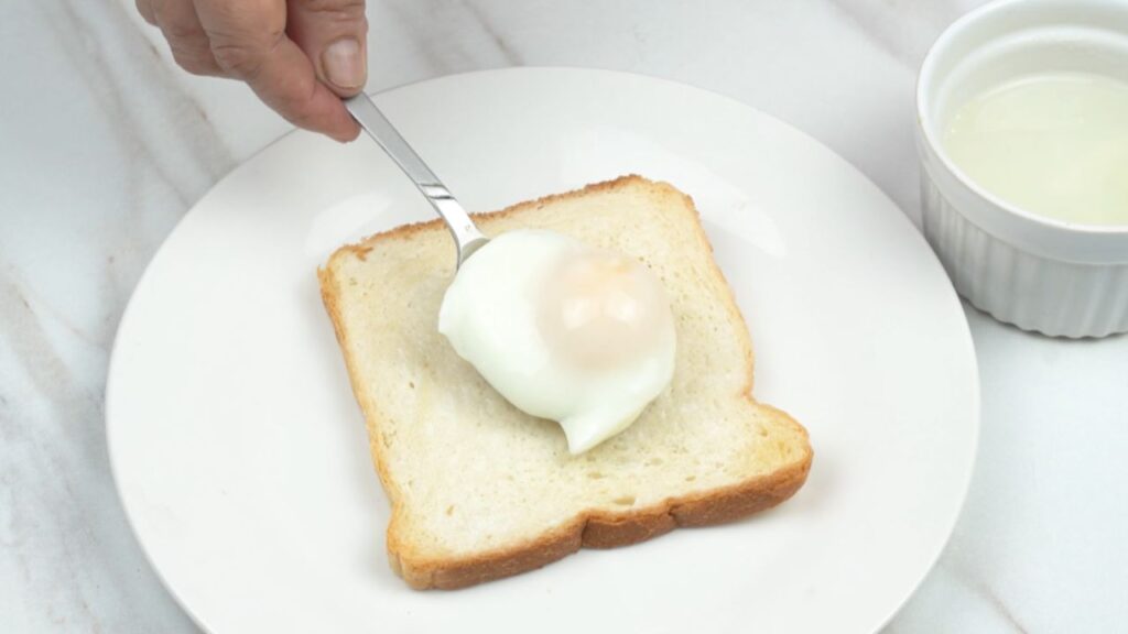 poached egg on toast problem