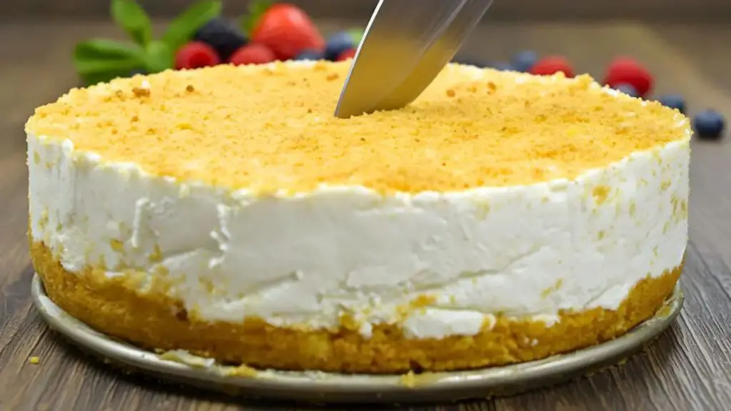 Super easy no-bake cheesecake recipe