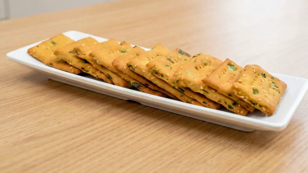 baked crackers