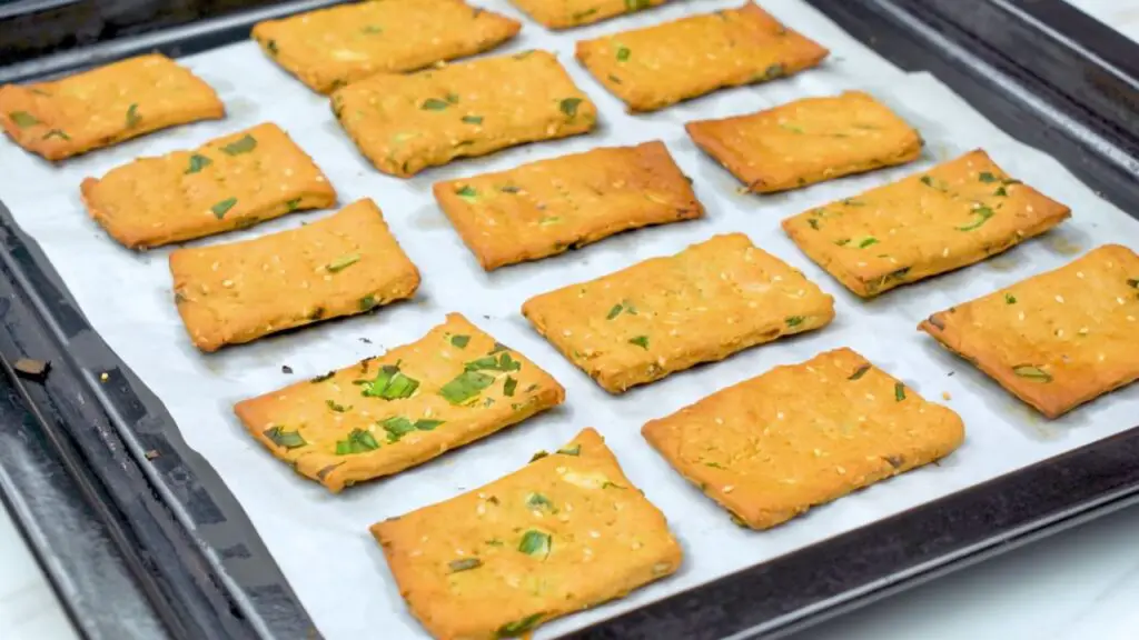 how to make crackers