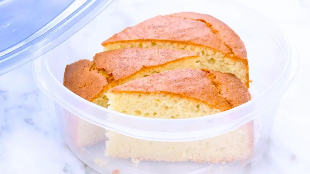 how to store yogurt cake