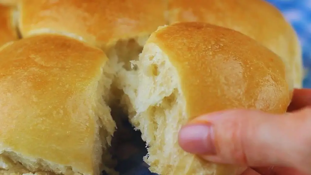 Air Fryer Bread Rolls