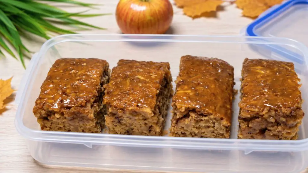 How to store this apple cake